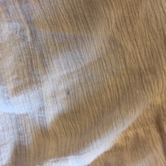 Stylish American Eagle top - Picture 3 of 3